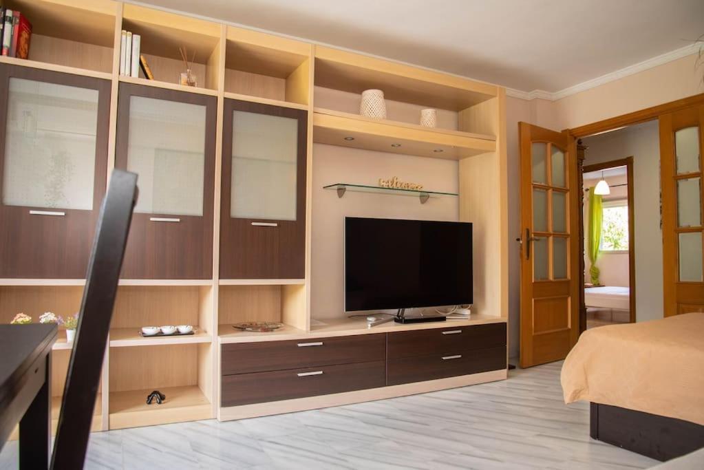 Piso Con Jardin Apartment มาลากา ภายนอก รูปภาพ