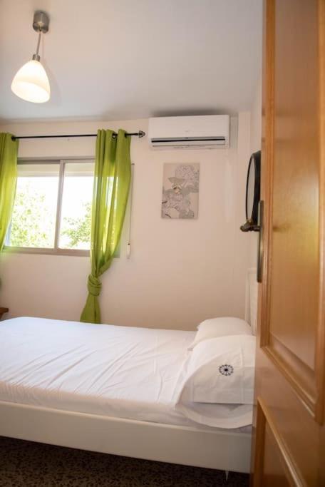 Piso Con Jardin Apartment มาลากา ภายนอก รูปภาพ
